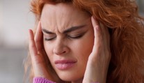 Trápia vás migrény? Vedci odhalili prekvapivý mechanizmus, ktorý ich spúšťa