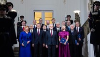 FOTO: Fiala odovzdal Babišovi úrad. Kto si sadá na ministerské stoličky?
