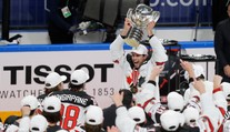 Finále MS v hokeji: Kanaďania sú majstri sveta, Fíni titul z Bratislavy neobhájili