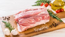 Za mäso a výrobky z neho si pred Vianocami priplatíme. Ceny narastú o desať percent
