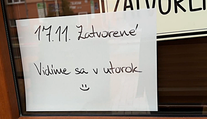 Od pekární po univerzity: Mnohí oslávili výročie Nežnej revolúcie symbolickým voľnom