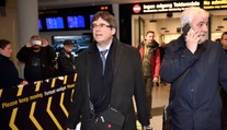 Katalánsky expremiér Puigdemont po troch mesiacoch opustil Belgicko