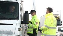 Už aj Česko je v pozore. Pre šírenie nákazlivej choroby zaviedlo mimoriadne kontroly na hraniciach