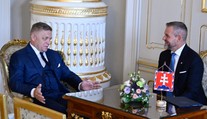 Pellegrini sa ohradil voči Ficovi: Debata o zmene volebného systému by mala ísť bokom. Apeluje na voľbu predsedu parlamentu