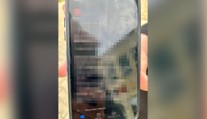 Máme text mailu, ktorý paralyzoval školy po celej krajine. Autor sa vyhráža smrťou v mene islamu a má ruskú koncovku