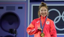 Do Banskej Bystrice zavítala prvá olympijská víťazka v brejkingu. Viedla workshop pre mladých tanečníkov