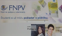 Ak vysokoškoláci nezvládajú platiť štúdium, môžu si požičať od štátu