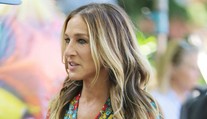 To je ale zmena. Sarah Jessica Parker ukázala krátky blond zostrih