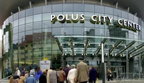 V bratislavskom nákupnom centre Polus nahlásili bombu, polícia ju nenašla