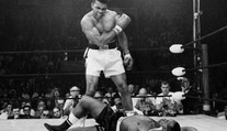 Zomrela boxerská legenda Muhammad Ali (†74)