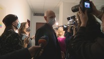 Pre jeho chybu skončil na slobode muž, ktorý mal vynášať sýkorovcom. Nejde o prvý Kyselov prehrešok