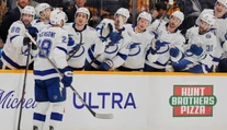 VIDEO: Tampa Bay sa dostáva do tempa, vyhrala tretíkrát za sebou. Bodovo sa presadil aj Erik Černák