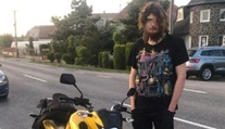 Nadrogovaný mladík si kúpil motorku, cestou z predajne ho zastavili policajti