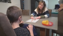 Filipka (5) vylúčili zo škôlky, vraj tam nepatrí. Rodičia pol roka bojovali, aby preukázali jeho nevinu
