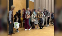 Prehovoril riaditeľ gymnázia, kde sa študenti prezliekli za dôchodcov: S políciou riešim vyhrážky, nechceli sme nikoho uraziť
