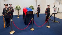 OBRAZOM: Verejnosť sa lúči s Michalom Kováčom