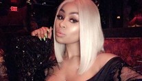 Švagrinej Kim Kardashian "uniklo" sexvideo. Na jej výkone v posteli sa smeje celý internet
