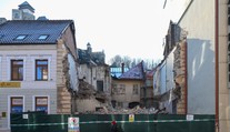 Prelomové rozhodnutie: Majiteľ musí zbúranú pamiatku v Trenčíne postaviť nanovo. Rozhodli o tom pamiatkari