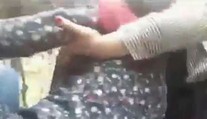 Na ulici v Iráne zbili ženu,  lebo nemala vlasy dostatočne prekryté šatkou