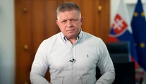Ak bude opozícia odvolávať Gašpara, my budeme odvolávať Dubéciho, vyhlásil Fico