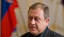 O post prezidenta sa chce uchádzať aj Oskar Fegyveres
