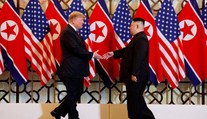Trump sa stretol v Hanoji s Kim Čong-unom na druhom summite