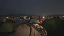 Stanovanie na festivale v daždi je náročná disciplína. Poradíme vám, ako sa na ňu čo najlepšie pripraviť