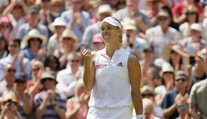 Kerberová poľahky zdolala Serenu Williamsovú a stala sa wimbledonskou šampiónkou