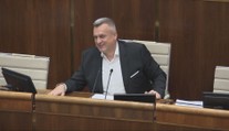 Fico vraj Dankovi sľúbil, že bude kandidovať na ústavného sudcu. Koalícia sa však do obsadzovania týchto postov nehrnie