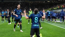Dvojnásobná radosť v Miláne. Inter okrem majstrovského titulu berie desiatykrát aj pohár