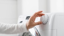 Žena prišla so šikovným trikom. Takto počas prania výrazne ušetríte na energiách