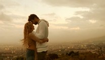 Shakira a Piqué v novom klipe: Speváčka ukázala, ako sa začal príbeh ich lásky