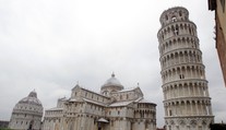 Šikmá veža v Pise už nie je až tak naklonená ako v minulosti