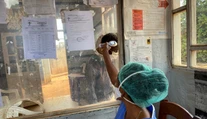 Guinea chce poraziť epidémiu eboly do šesť týždňov. Začali s očkovaním