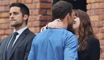Bude čoskoro svadba? Hviezda Fifty Shades sa zasnúbila