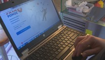Po vyčkávaní na príspevky od štátu nová prekážka. Zamestnávateľom už nemôže pomôcť účtovníčka