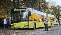 Zlikvidujem ťa. Opitý muž sa vyhrážal vodičovi autobusu, skončil v putách