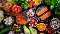 Všežravci, vegetariáni a vegáni. Štúdia skúmala, ktorý typ stravy je najvhodnejší pre zdravie čriev