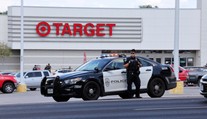Išli si nakúpiť, domov sa nevrátili: Texas hlási troch mŕtvych po streľbe pred supermarketom