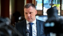 Šesťdesiat eur za hodinu. Získali sme návrh zmluvy s externým právnikom pre Tarabov rezort