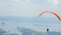 Česká paraglajdistka zahynula v Indii. Osudným sa jej zrejme stal silný vietor