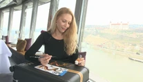 Slovenku Margarétu si všimla svetoznáma módna značka. Svojím umením zdobí luxusné kabelky