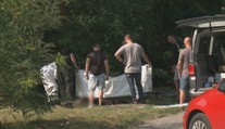 Cestujúci vo Veľkom Krtíši zažili šok. Na autobusovom nástupišti ležalo bezvládne telo muža