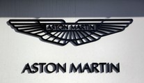 Britská automobilka Aston Martin sa teší z brexitu. Vďaka nemu budú ziskoví