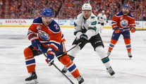 Edmonton so Sekerom vyhral nad San Jose 2:0, vyrovnal stav série na 1:1