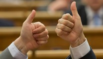 Poslanci prijali rady Kisku. Zákon o splátkach a lízingu schválili so zmenami