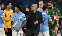Guardiolu jeho tisíci zápas rozjasal. Liverpool vyfasoval v Manchestri trojku, City poskočilo na druhú priečku