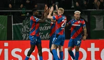 Plzeň pozná meno nového trénera, ten sa okamžite pustil do práce. V realizačnom tíme pokračujú aj Slováci