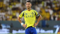 Za minútu inkasuje stovky eur, za deň státisíce. Z chudobného chlapca sa stal prvý futbalový miliardár