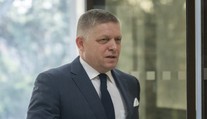 Vo Ficovej bytovke sa malo kradnúť. Ministerstvo vnútra tvrdí, že v ochrane premiéra nezlyhalo